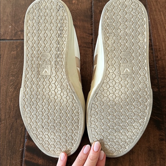 Veja velcro sneakers - Picture 6 of 6